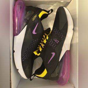 Men’s Nike Air Max 270 Black/Magenta Size 13